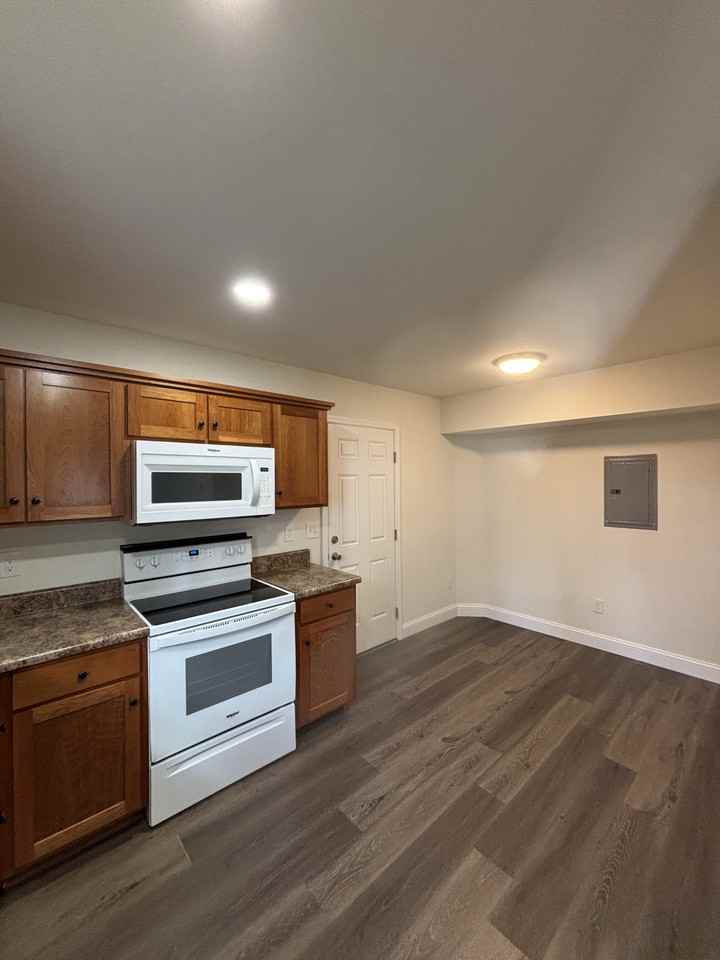 1726 View Street - Photo 2 of 10