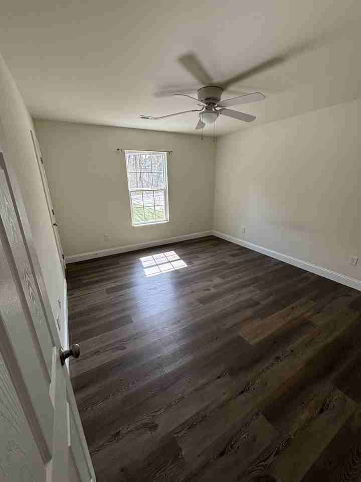 1726 View Street - Photo 6 of 10