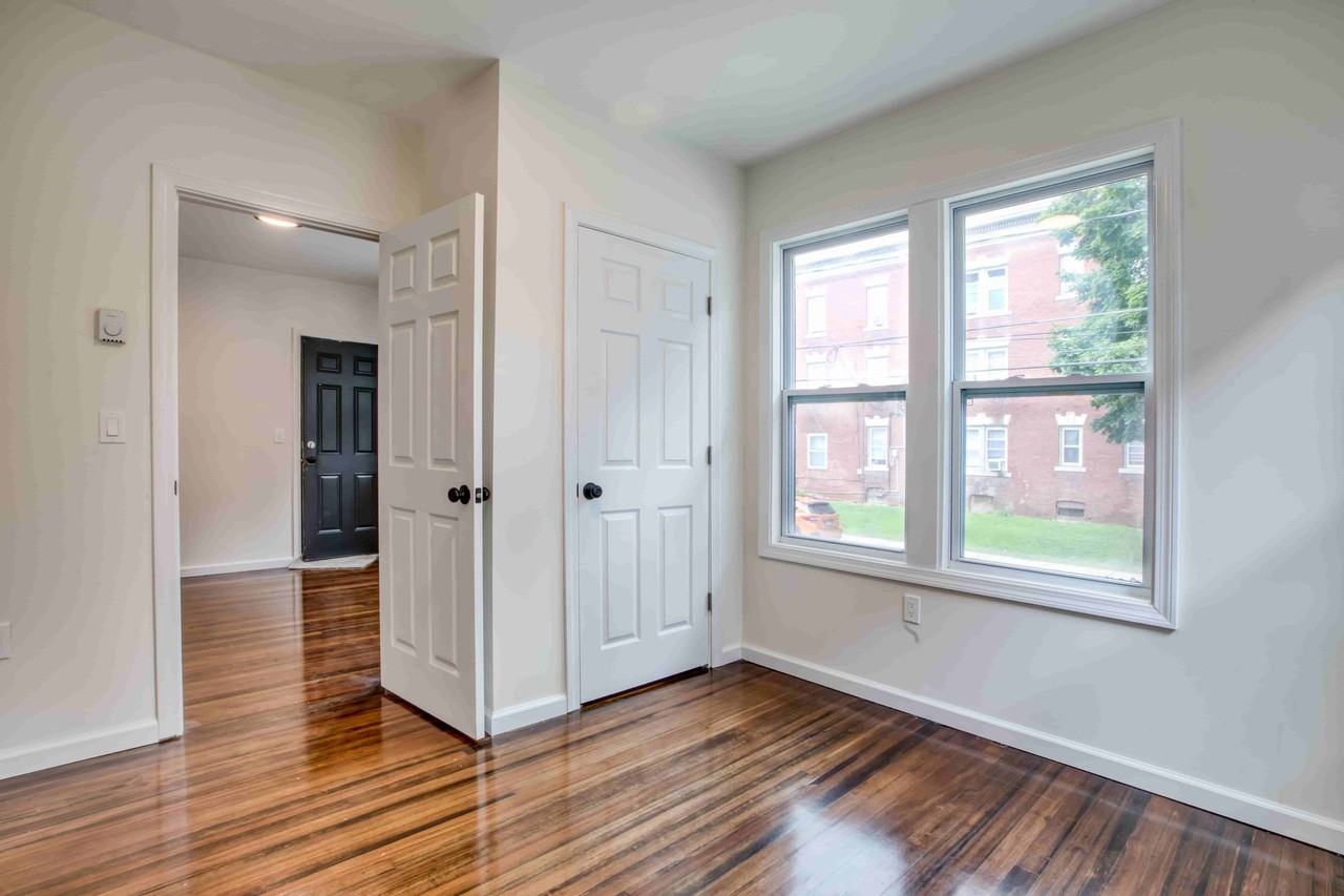 49 Kibbe St #101 - Photo 6 of 21