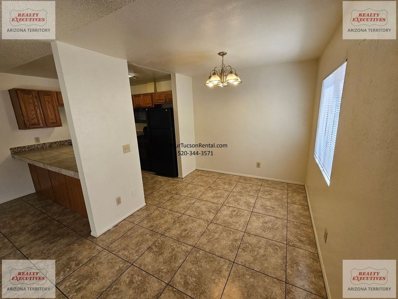 806 S Langley Ave #203 - Photo 6 of 41