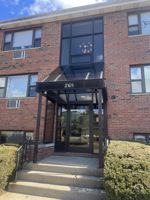featured image of 268 Grove St #U10