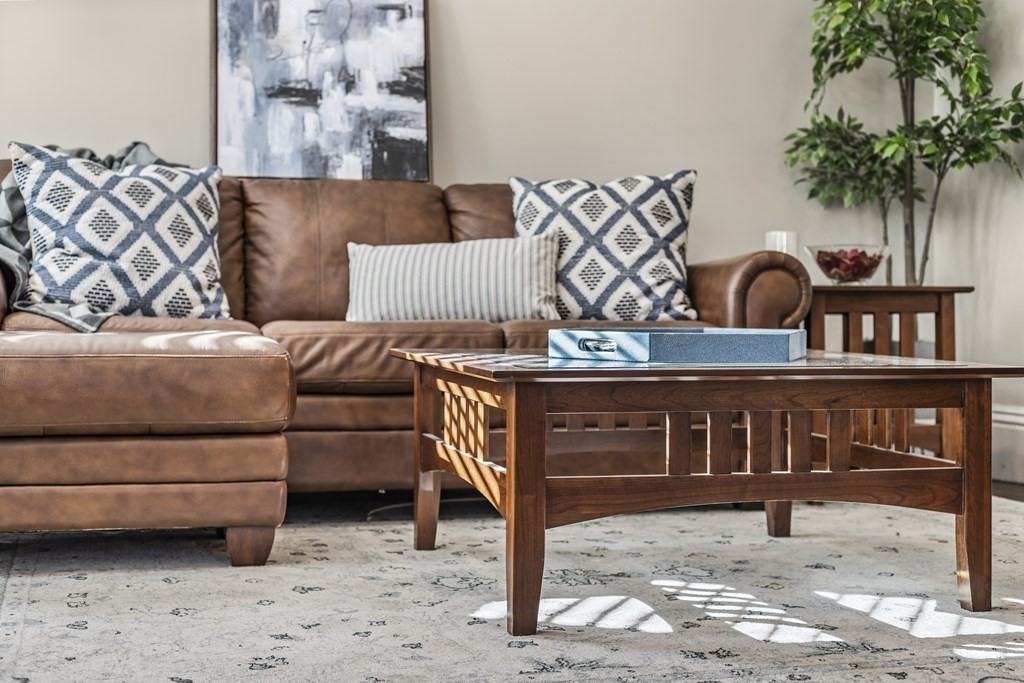 33 Wisconsin Ave - Photo 4 of 36