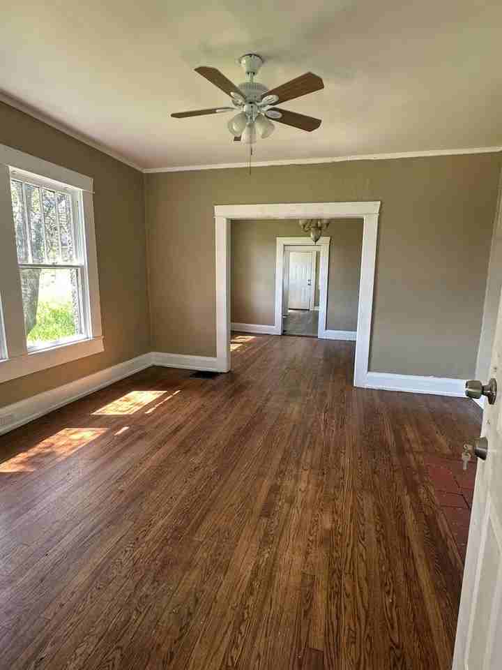 3012 Anniston Ave - Photo 6 of 12
