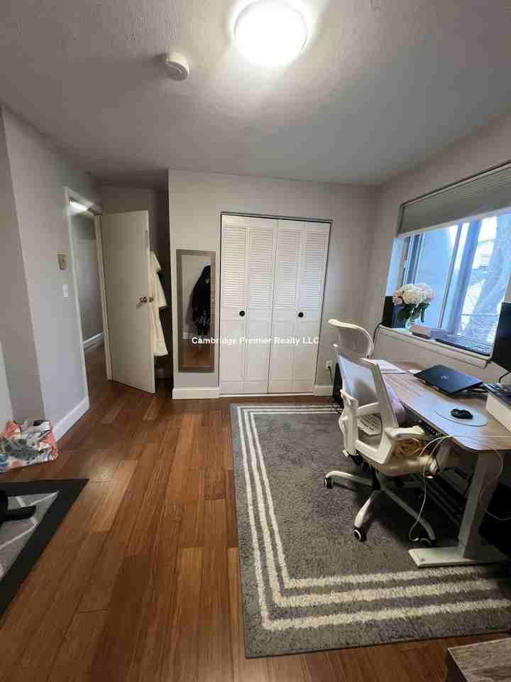 Washington St #9 - Photo 5 of 50