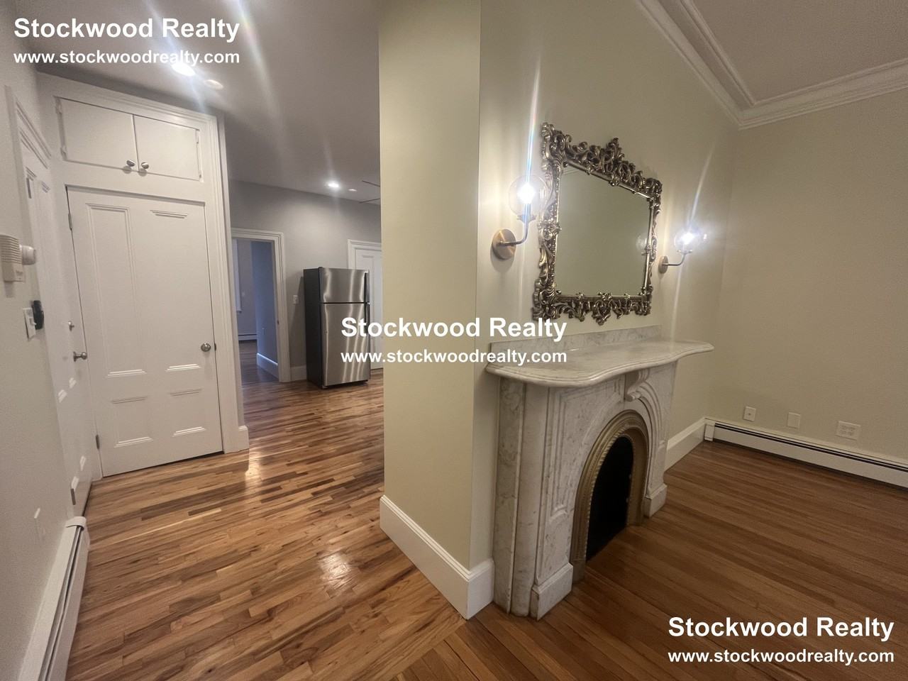 11 Moseley St #1R - Photo 5 of 35