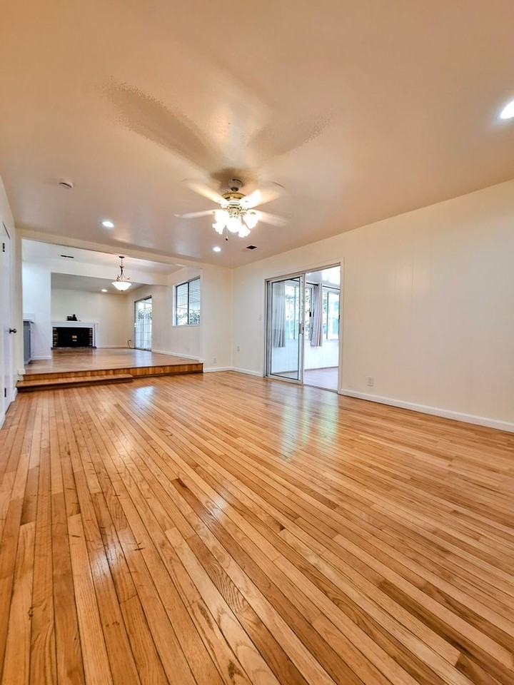 2098 Hoover Dr - Photo 3 of 45