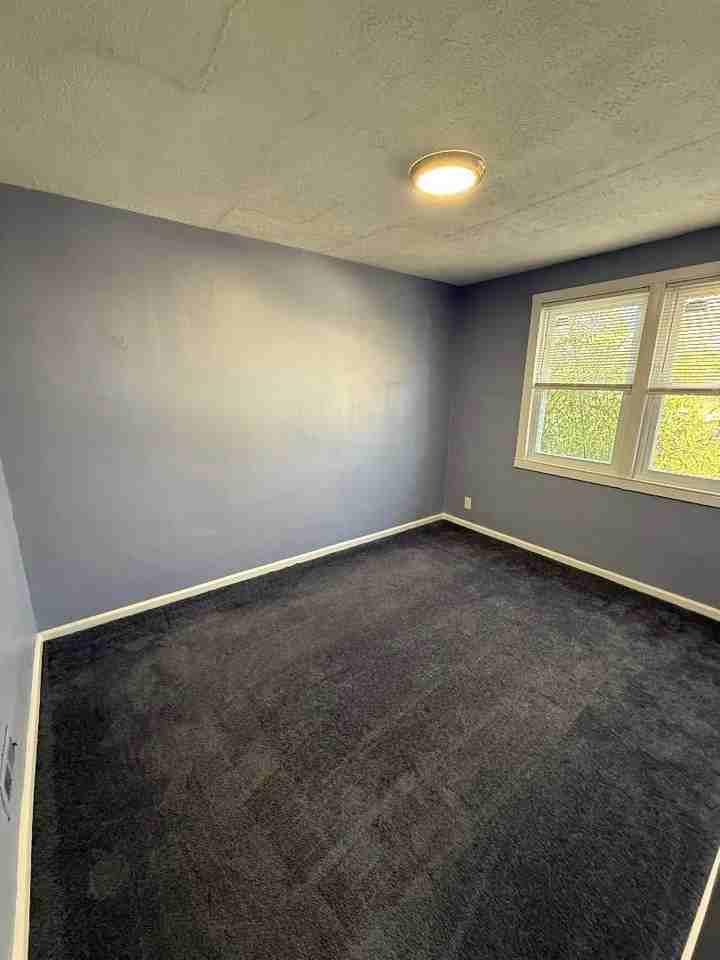 734 Pennsylvania Ave - Photo 7 of 8