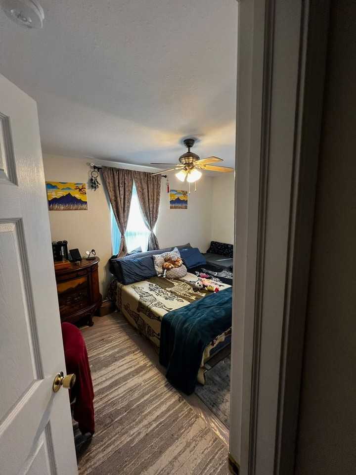 1405 1/2 W Beslin St - Photo 4 of 25