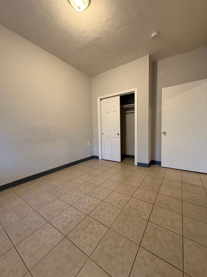 11 Willow St - Photo 6 of 7