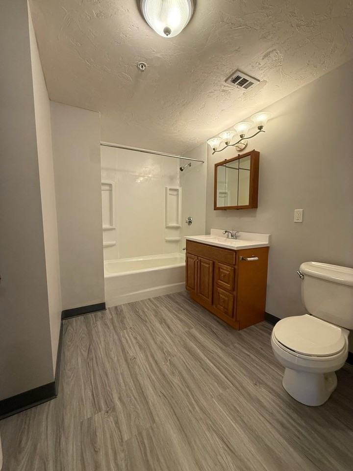 11 Willow St - Photo 7 of 7