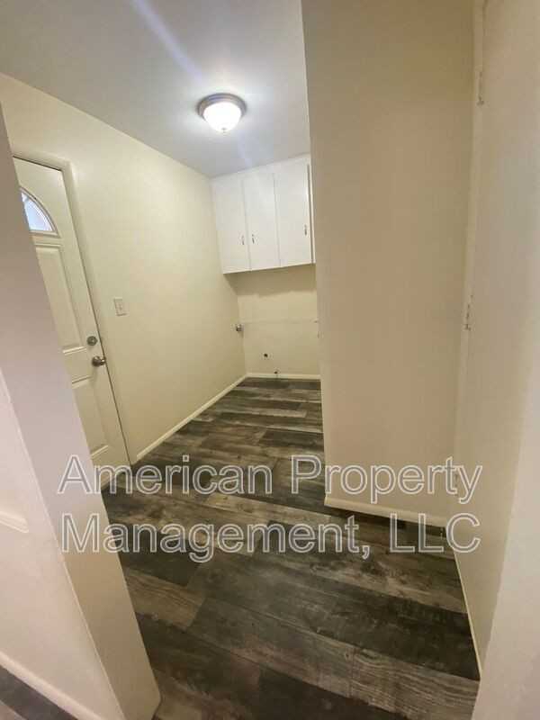 1598 S 67th East Ave - Photo 7 of 26