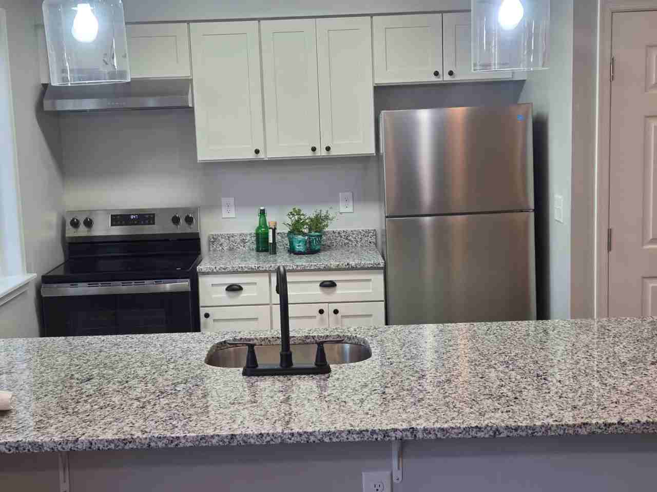 49 49 W. Diamond Ave - 49 W. Diamond Ave - 101 #101 - Photo 2 of 5