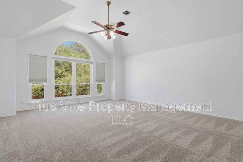 711 Mello Oak - Photo 6 of 37