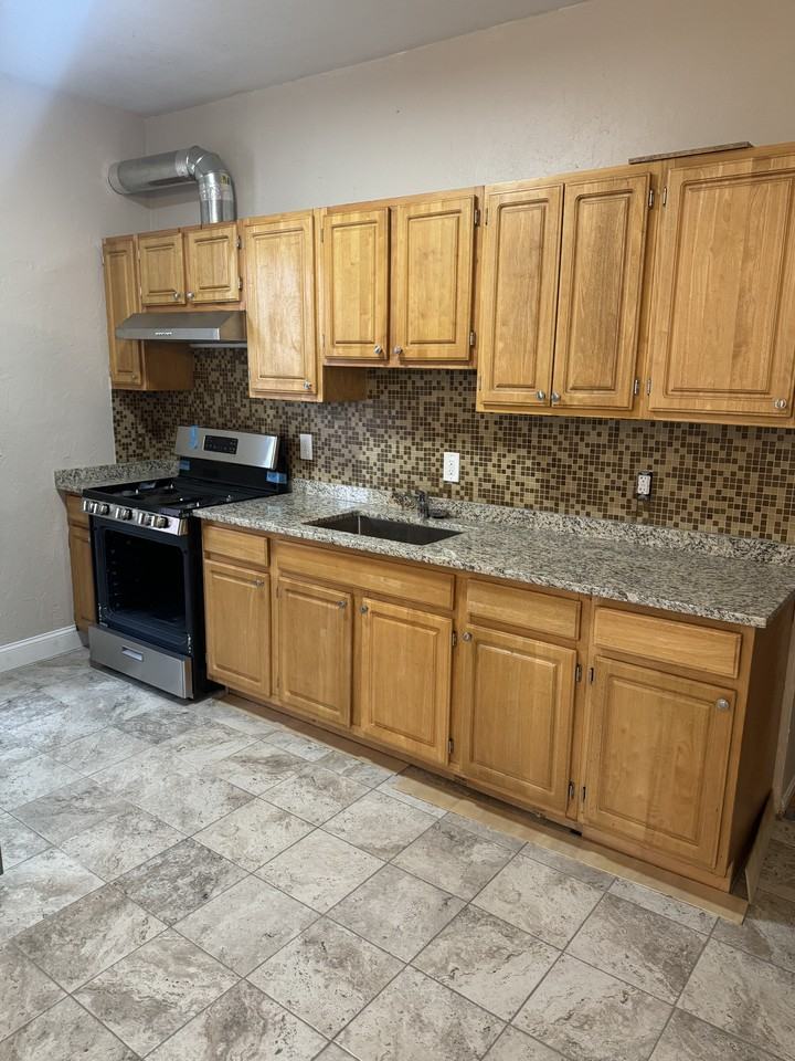 52 Deering Rd #3 - Photo 6 of 7