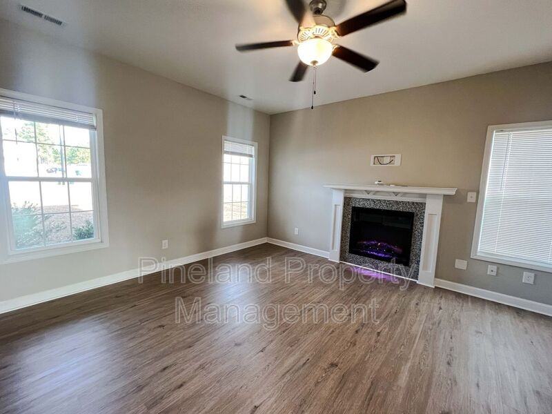 388 Dundee Farm Rd - Photo 2 of 21