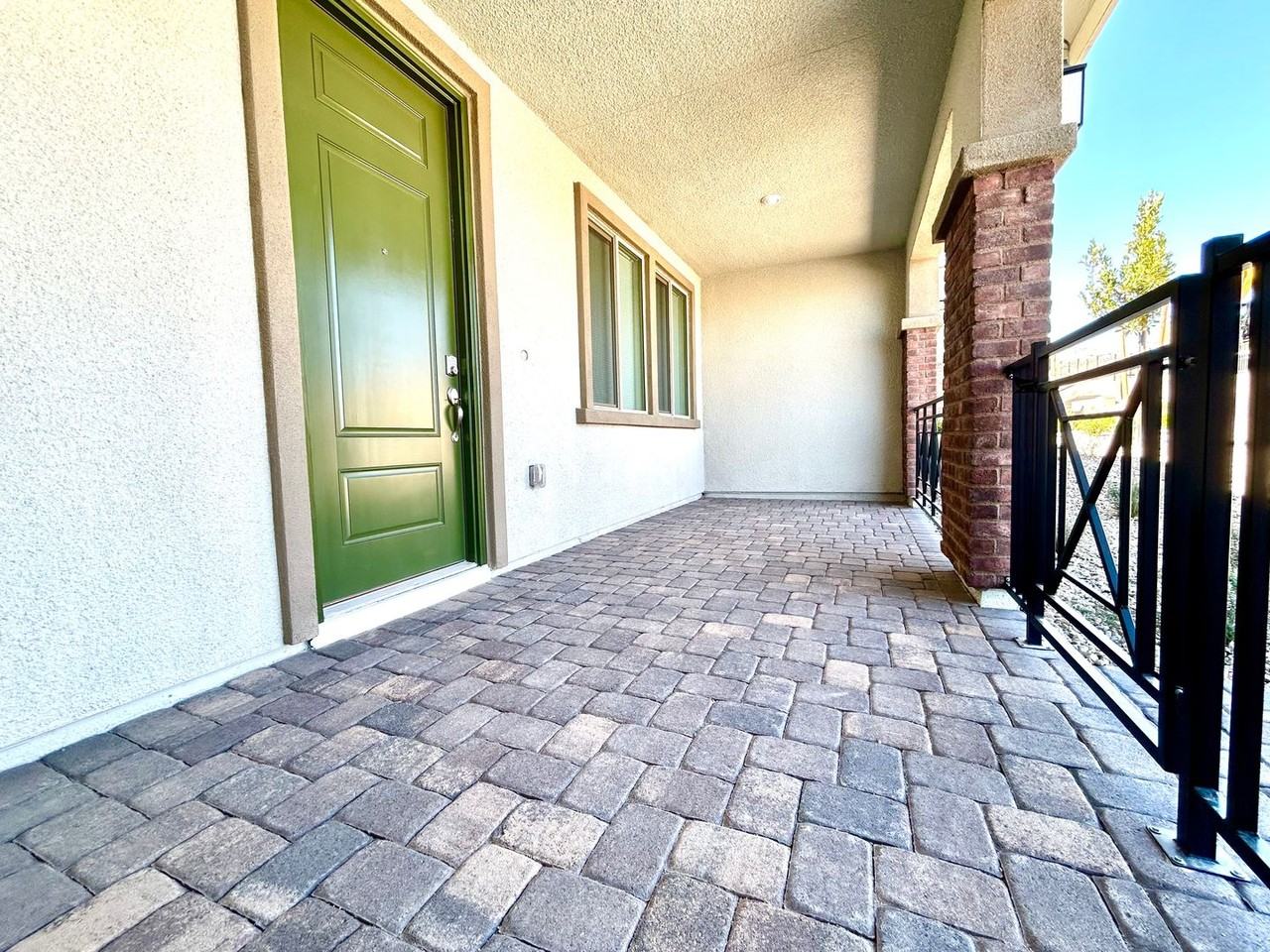 12476 Kings Creek Pl - Photo 2 of 24