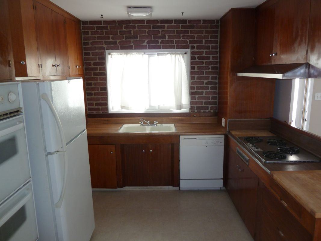 518 Palm Dr - Photo 3 of 7