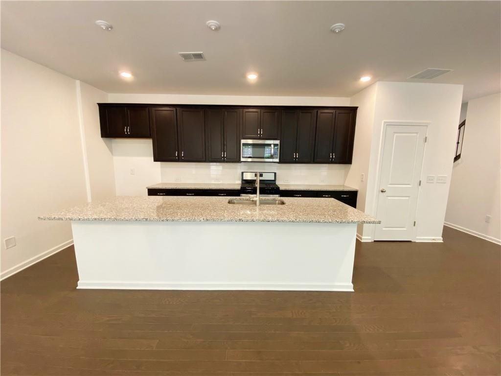 3092 Brindale Dr - Photo 5 of 23