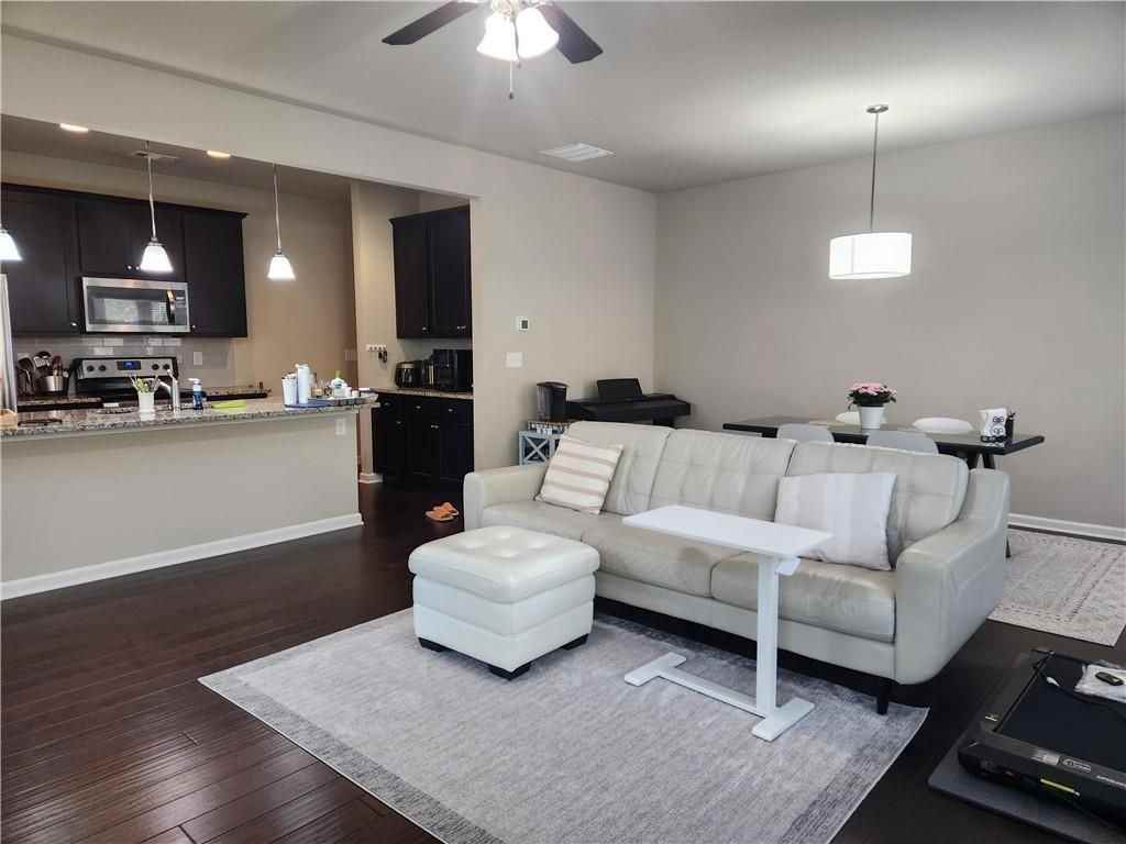 3090 Cedar Glade Ln - Photo 5 of 15