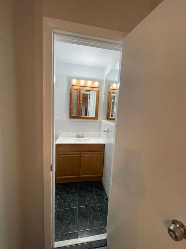 3451 Ne 13th Ave - Photo 7 of 14