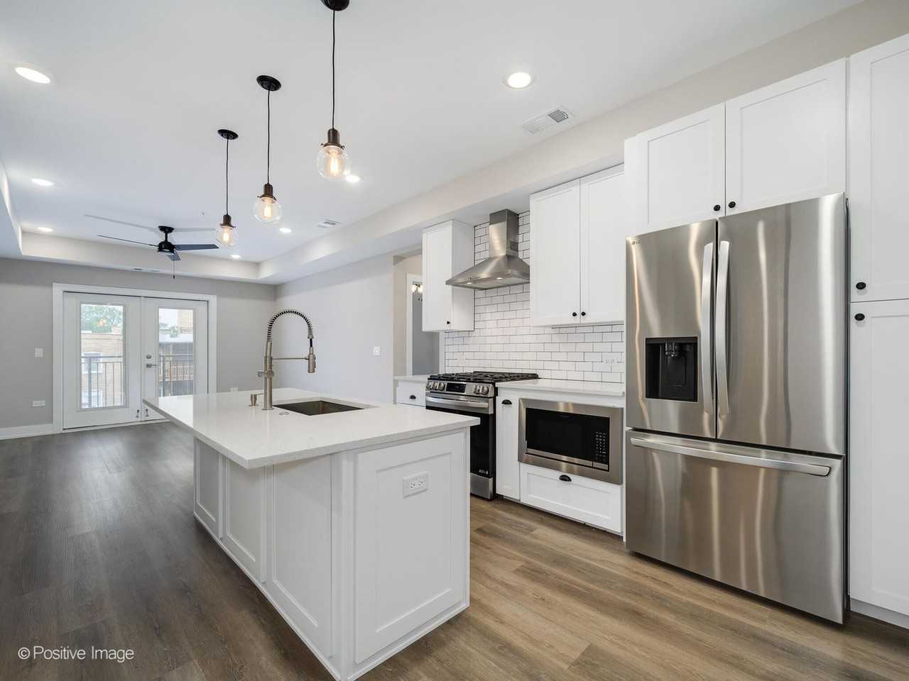 261 Washington Boulevard - Photo 4 of 29