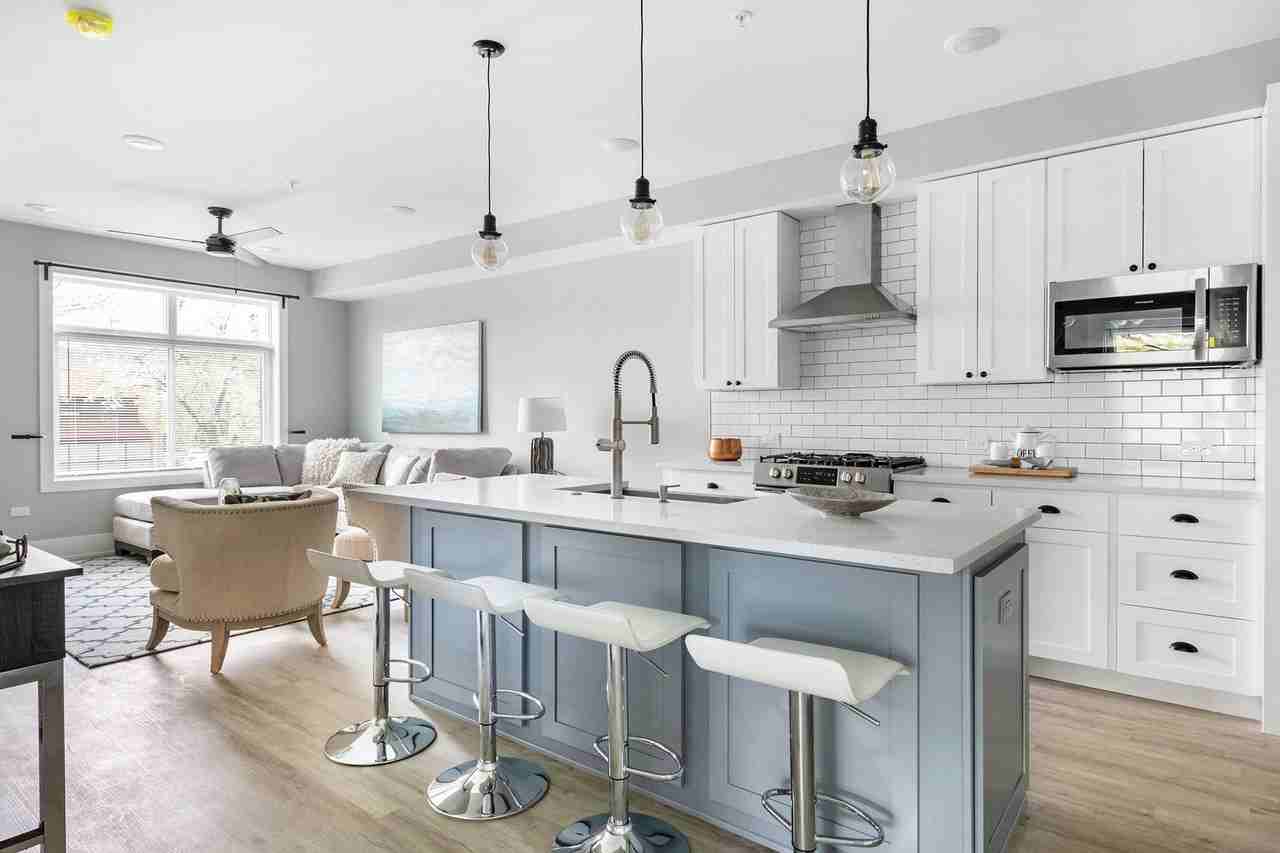 504 Lyman Avenue - Photo 5 of 16