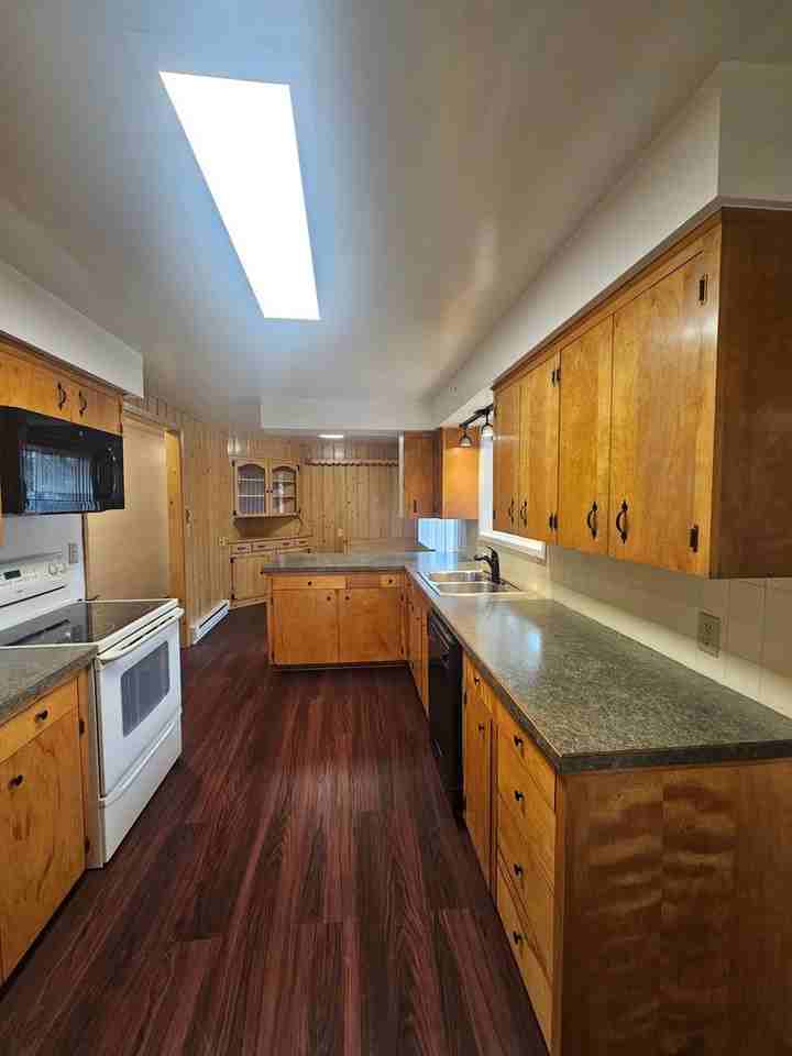 1404 S Cherry St - Photo 3 of 27