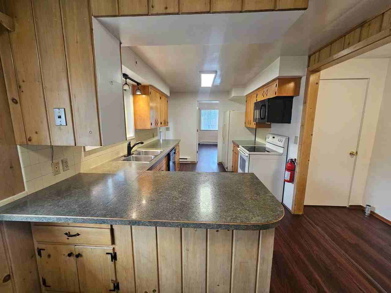 1404 S Cherry St - Photo 5 of 27