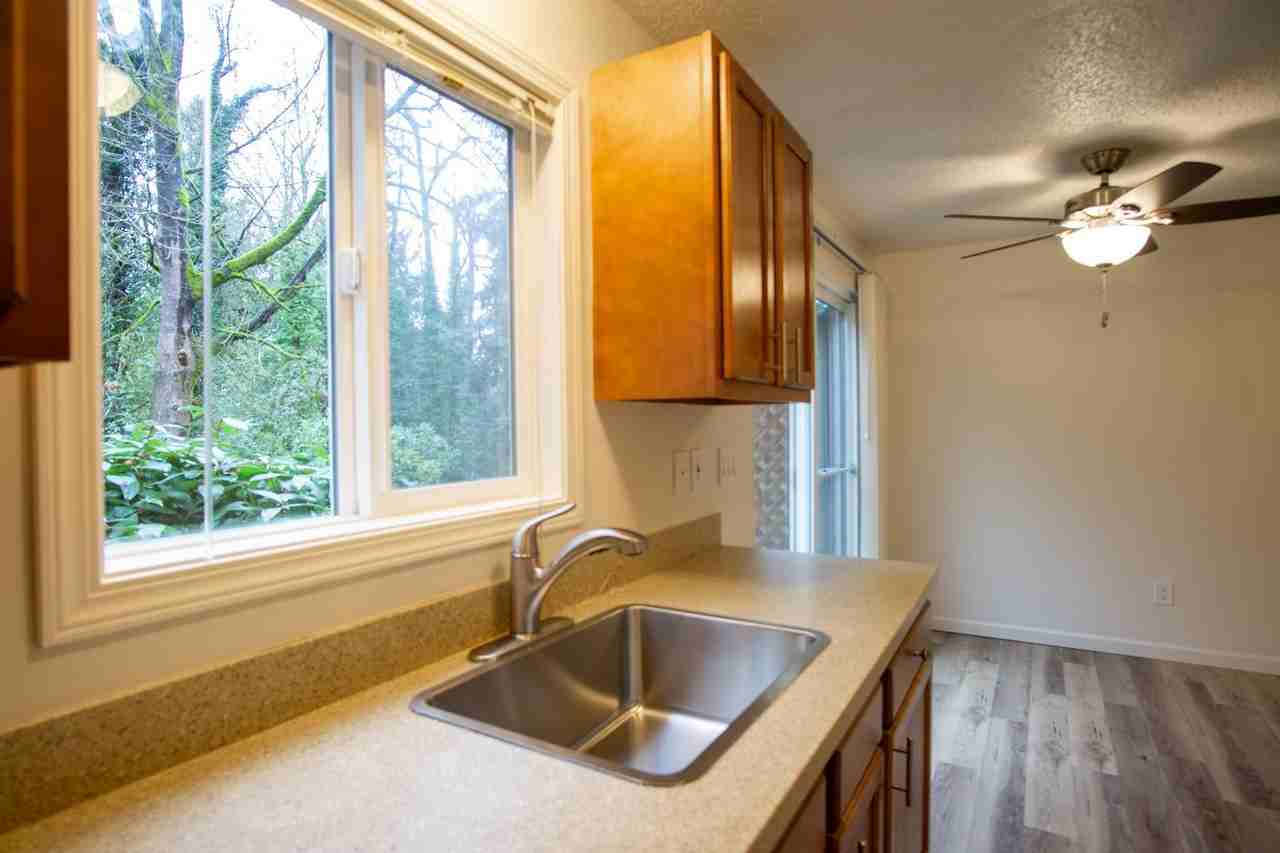 3595 Cedaroak Dr #19 - Photo 4 of 18