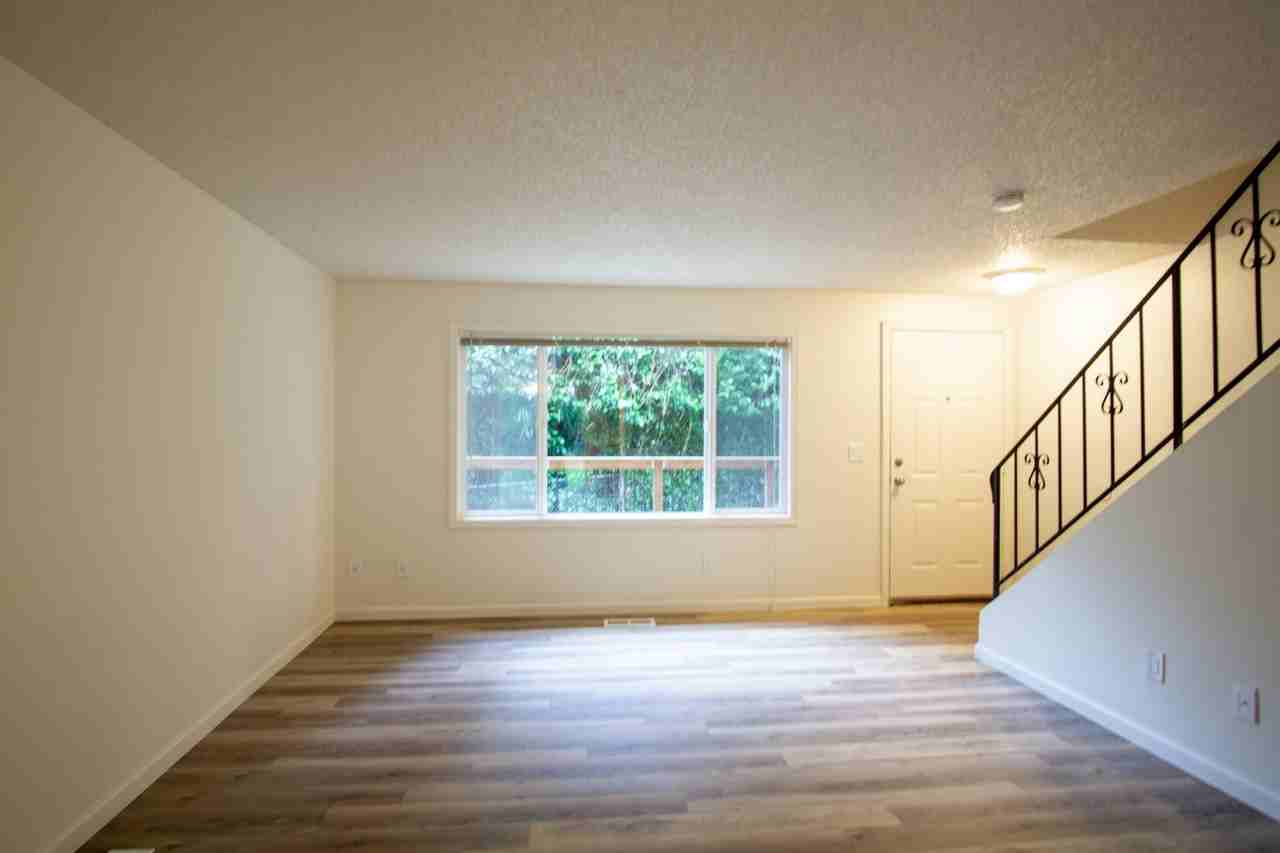 3595 Cedaroak Dr #19 - Photo 5 of 18