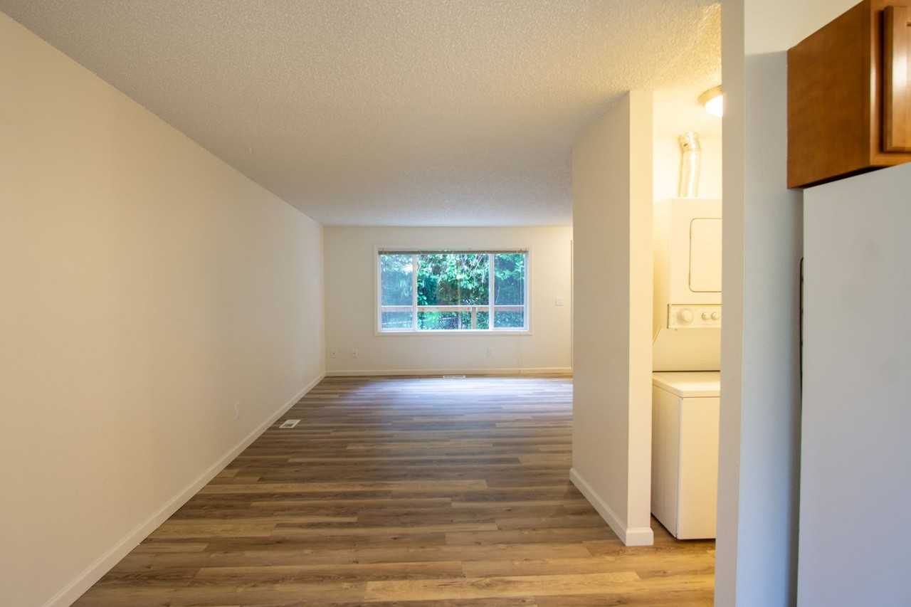 3595 Cedaroak Dr #19 - Photo 6 of 18