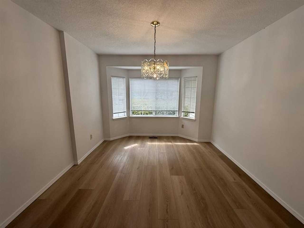 16055 Sw Theresa Ct - Photo 3 of 15