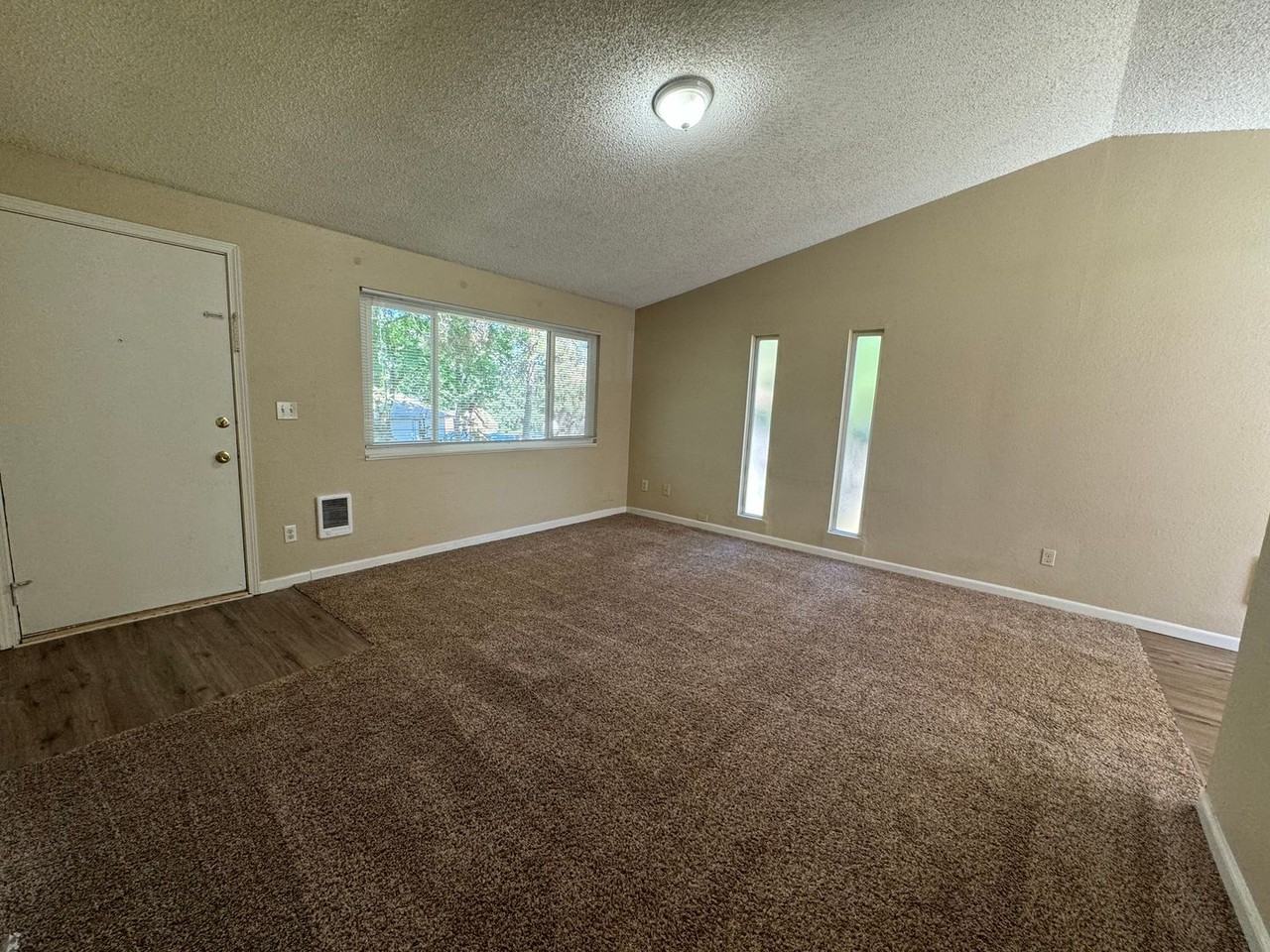 18895 Nw Shadow Ln - Photo 2 of 8