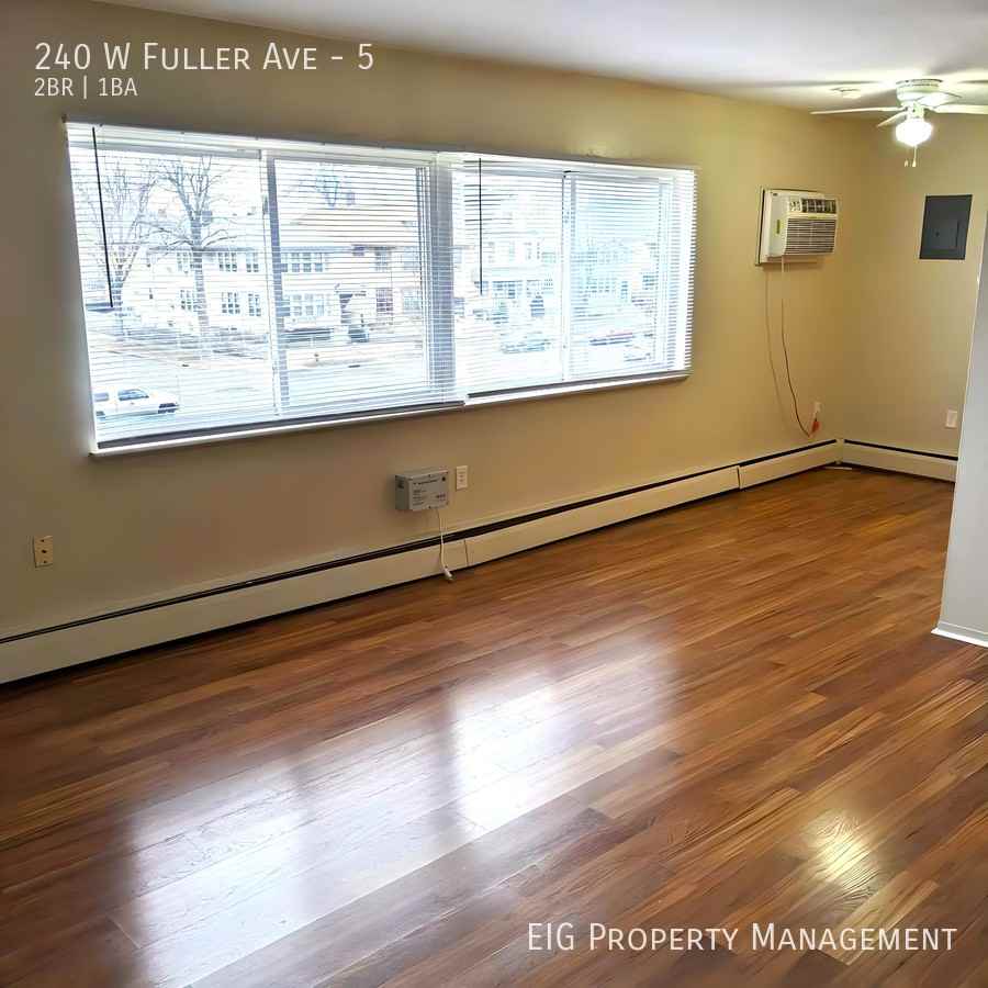 Fuller - Photo 7 of 50