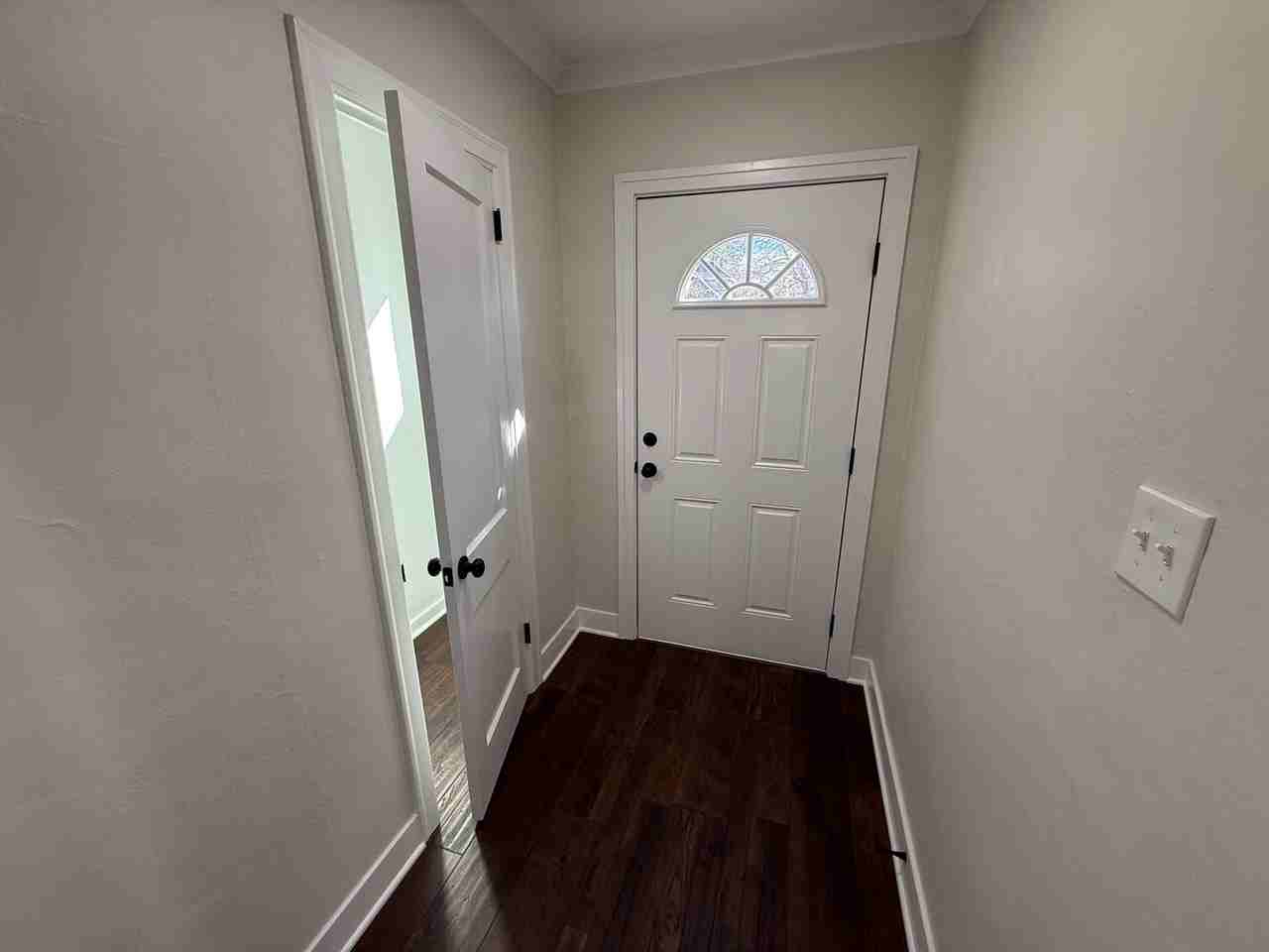 3418 S Grand Blvd - Photo 3 of 34