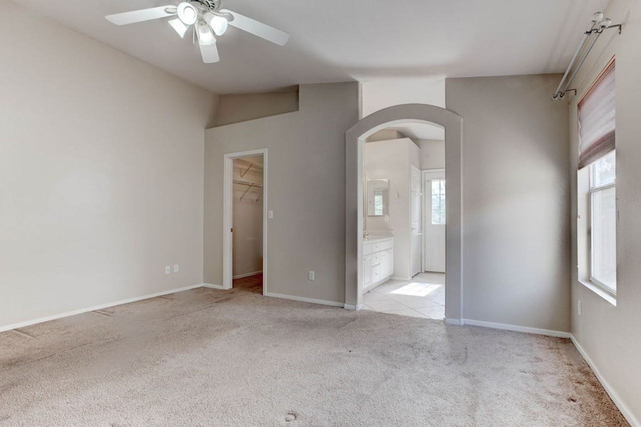 1460 Dragon Rock Dr - Photo 3 of 38