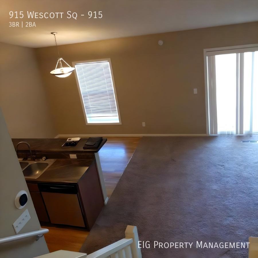 Eagan Gables - Photo 2 of 23