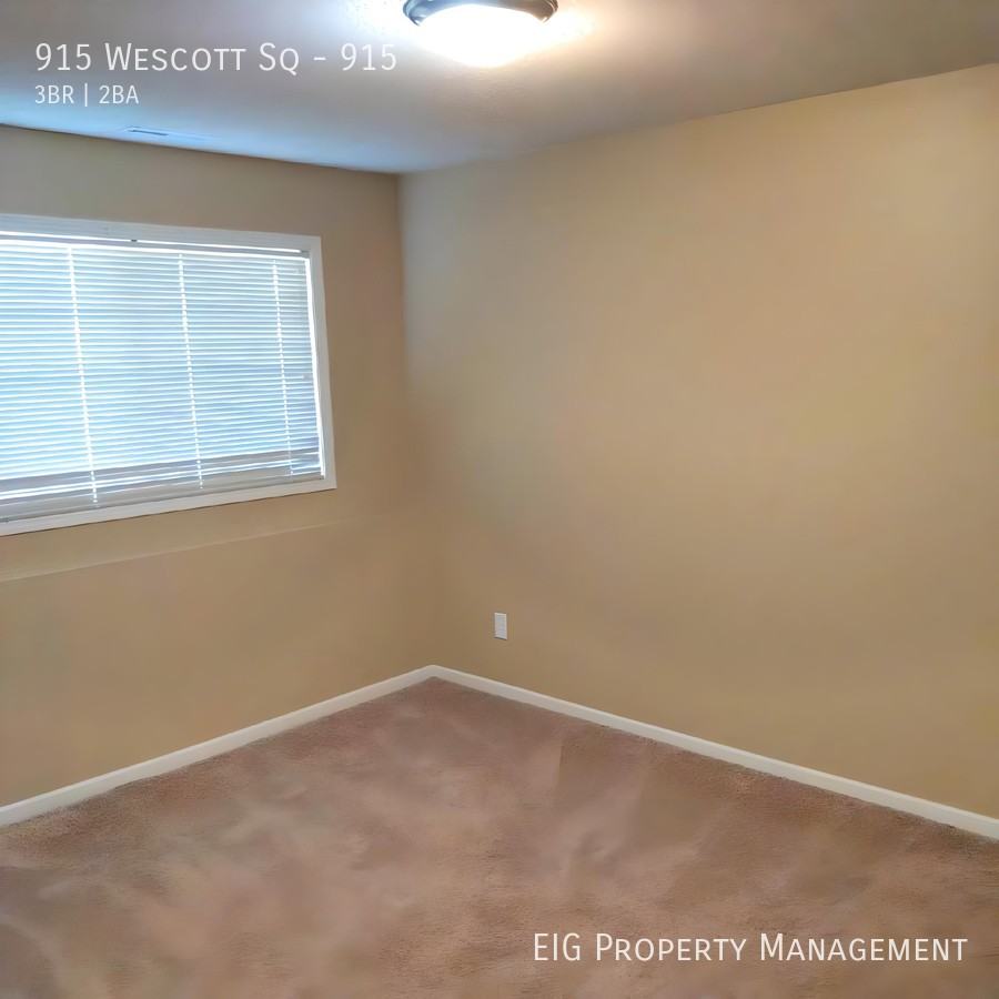 Eagan Gables - Photo 7 of 21