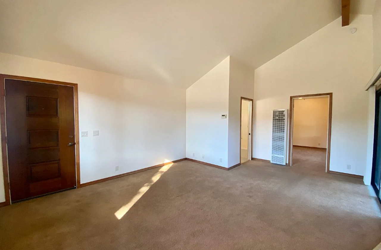 4448 Roblar Rd - Photo 4 of 9