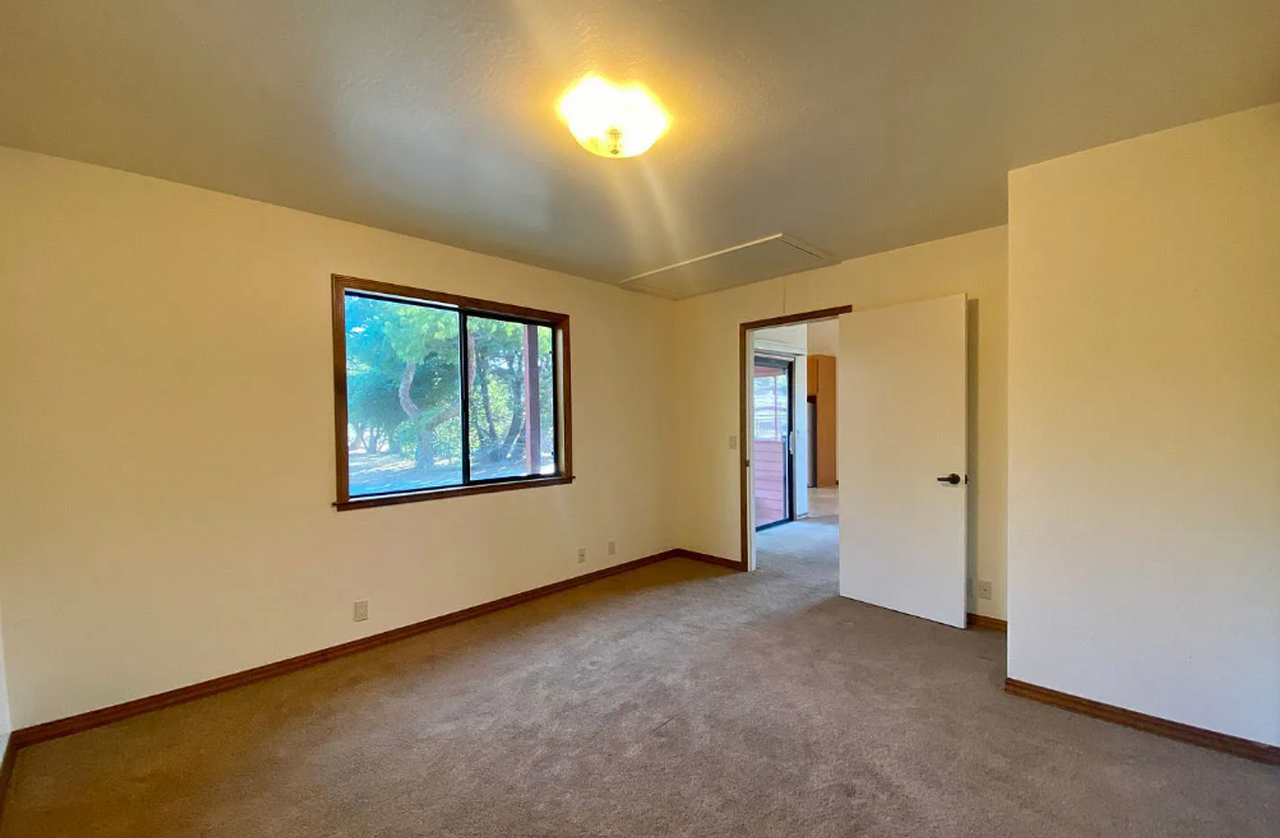 4448 Roblar Rd - Photo 7 of 9