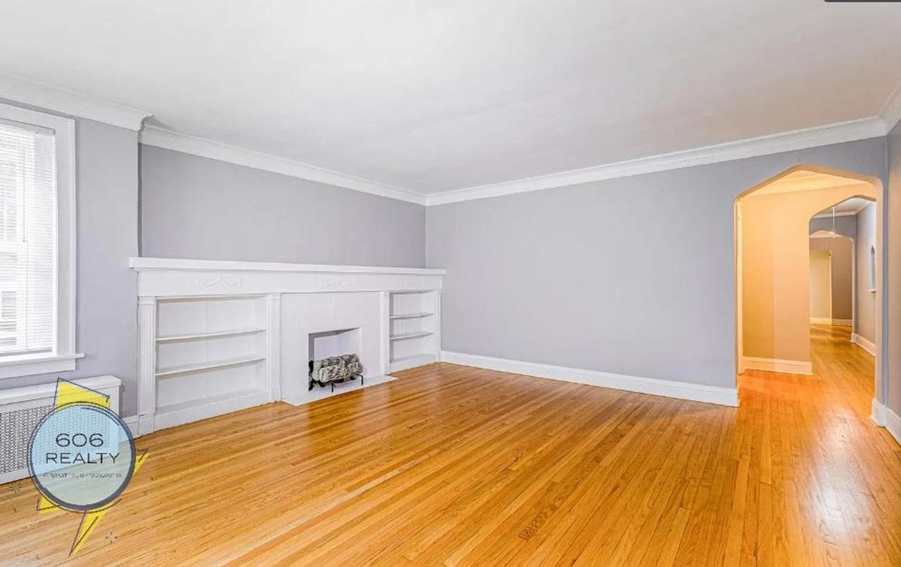 8227 S Maryland Ave - Photo 7 of 19