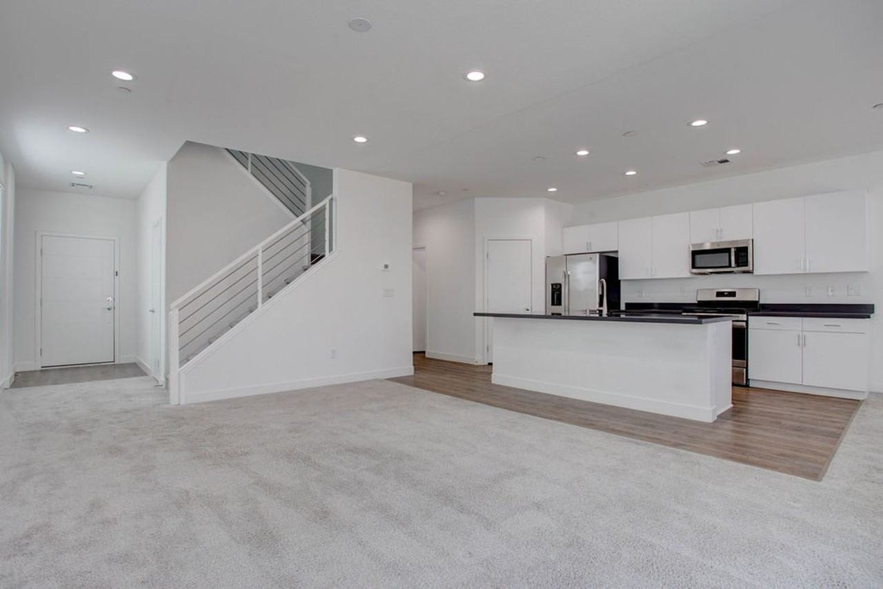 70 Harrison Rose Ct - Photo 5 of 45