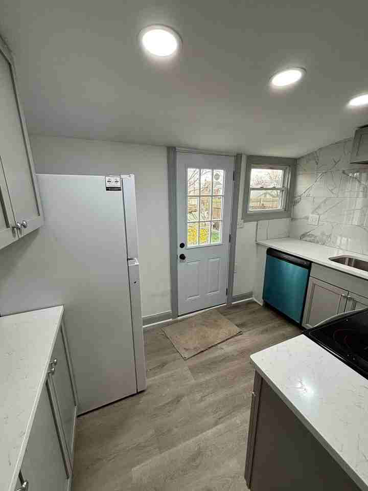 450 South St - Photo 6 of 15