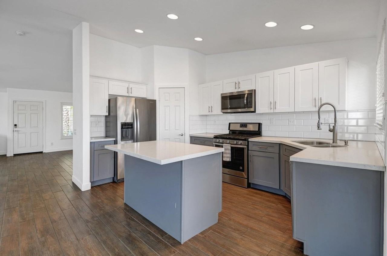 81258 Avenida Esmeralda - Photo 6 of 21