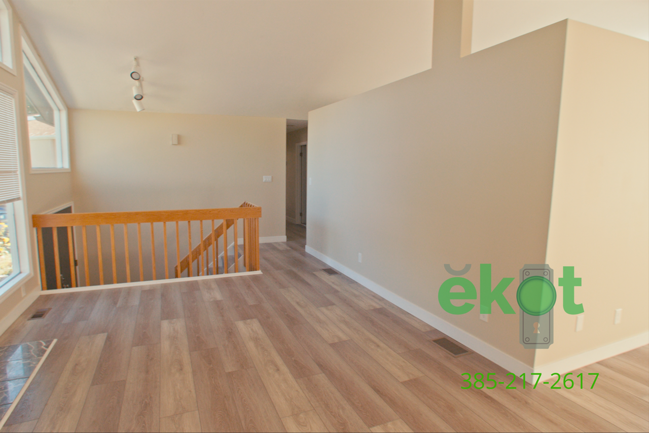 8461 S Regalia Rd - Photo 3 of 27
