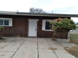 featured image of 143 Nw 7th St