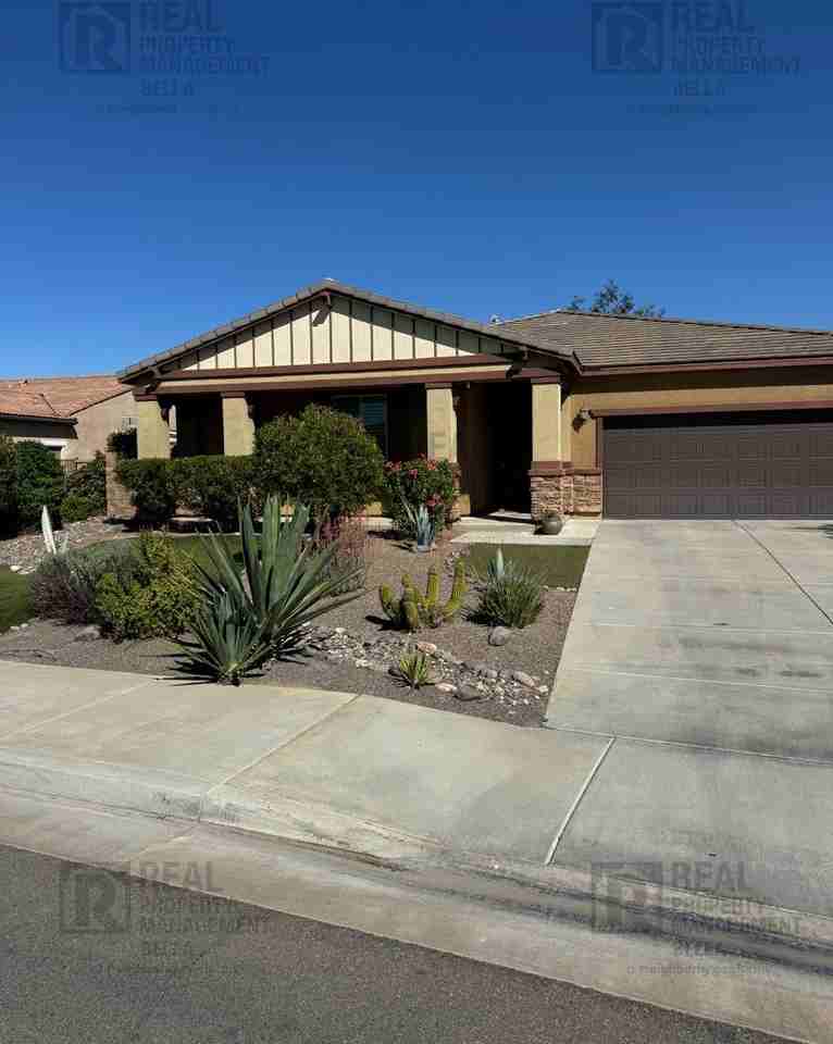 30654 Lime Rock Cir - Photo 3 of 45