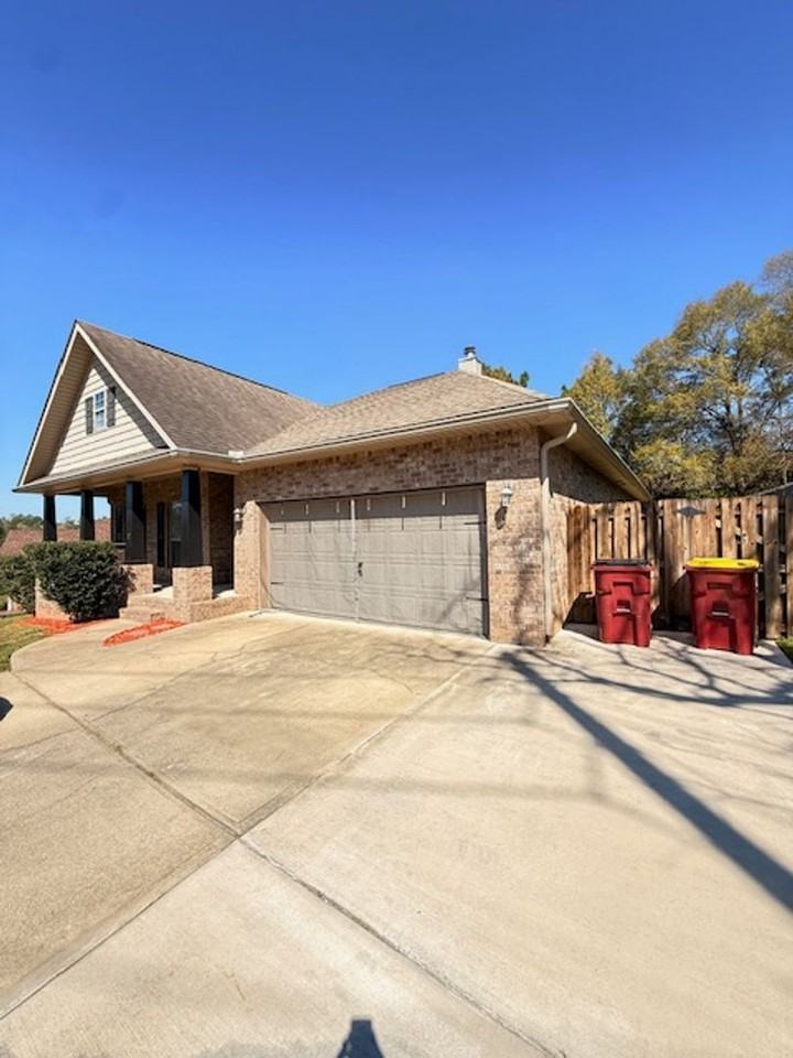 641 Red Fern Rd - Photo 4 of 30