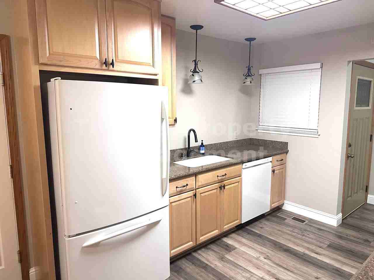 2361 Saint George Dr - Photo 7 of 14