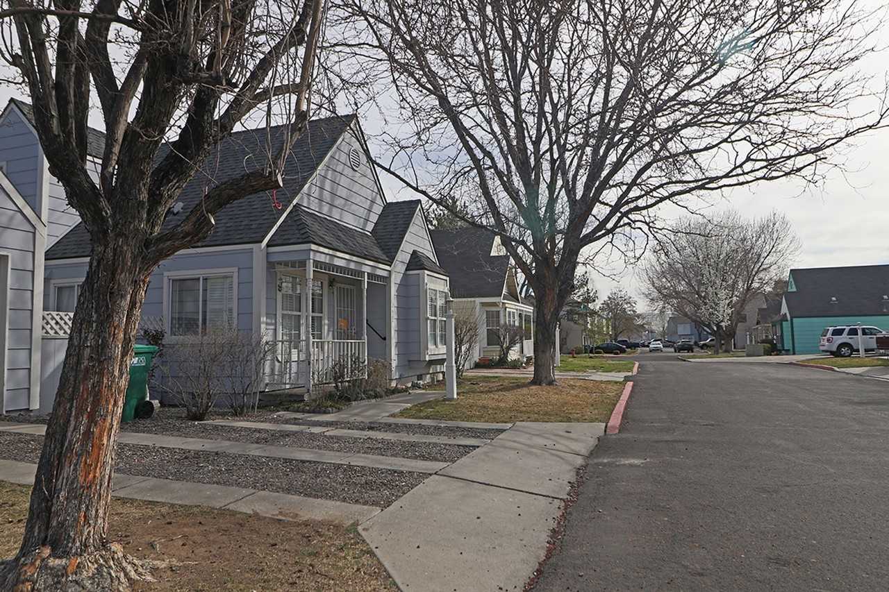 2642 Fanto Ct - Photo 3 of 23